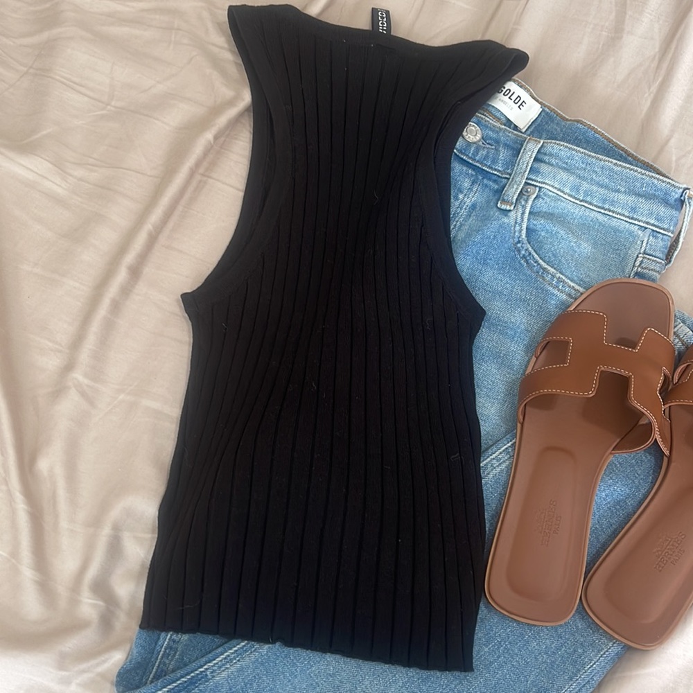 H&M Black Ribbed Tank - Picture 5 of 5